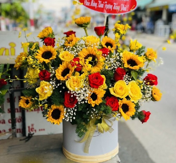 cua-hang-hoa-tuoi-tien-giang-sac-mau-flower