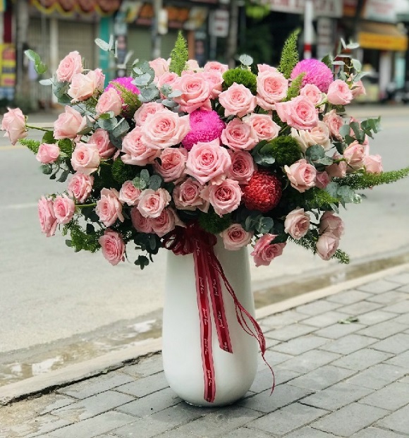 cua-hang-hoa-tuoi-quan-hai-chau-sac-mau-flower